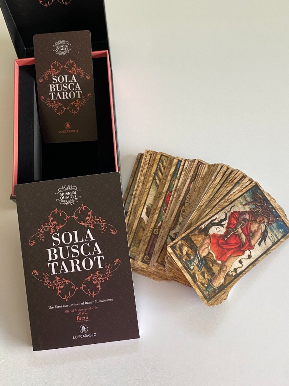 Lo Scarabeo Sola Busca Tarot Deck Multilingual English Guidebook 78 Cards NWOT